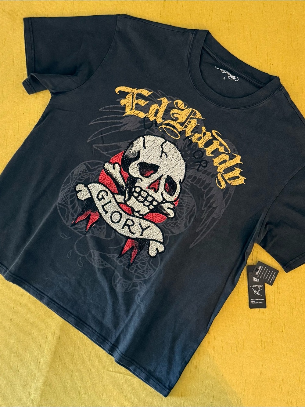 EXCLUSIVE ED HARDY SZ LARGE MENS Graphic Skull Tee